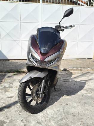 HONDA PCX DLX HONDA PCX DLX